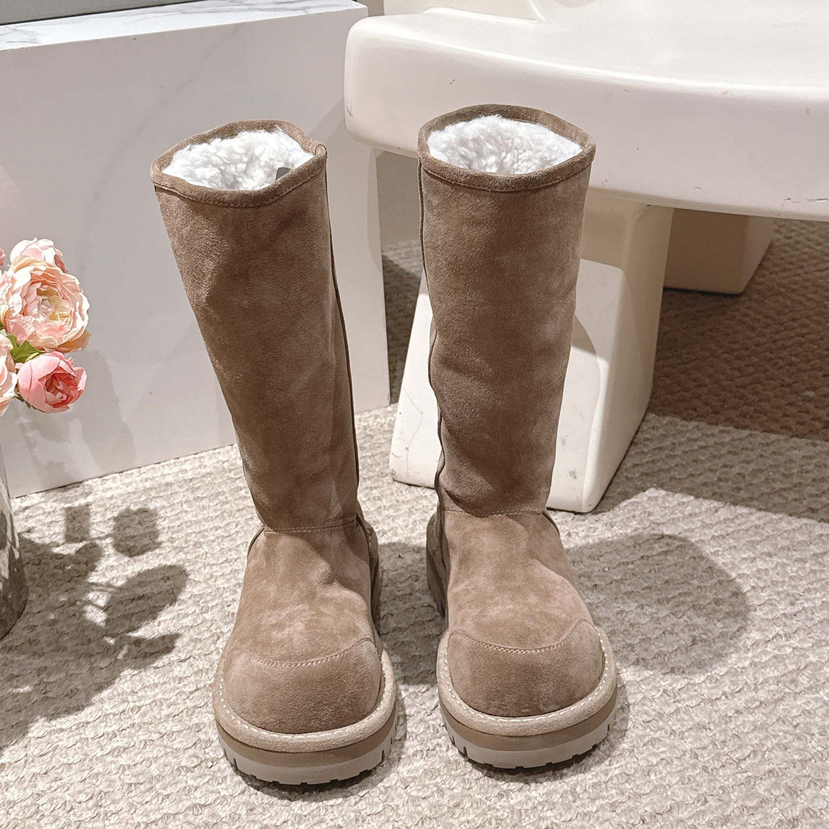 Balenciaga 25s snow boots beige suede wool 467189